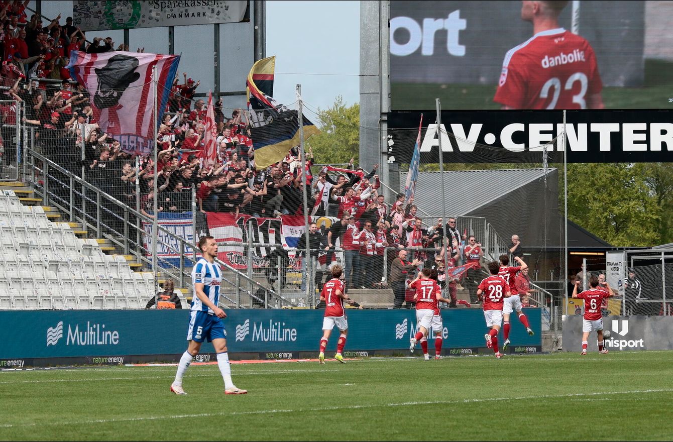 18 Silkeborg-fans sigtet efter ballade i Odense: Brød også national karantæne