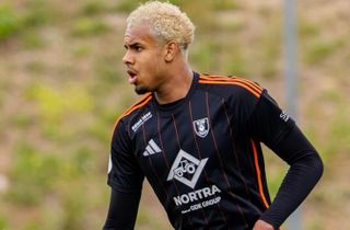 Kenn Kegel/Hillerød Fodbold -Bold+