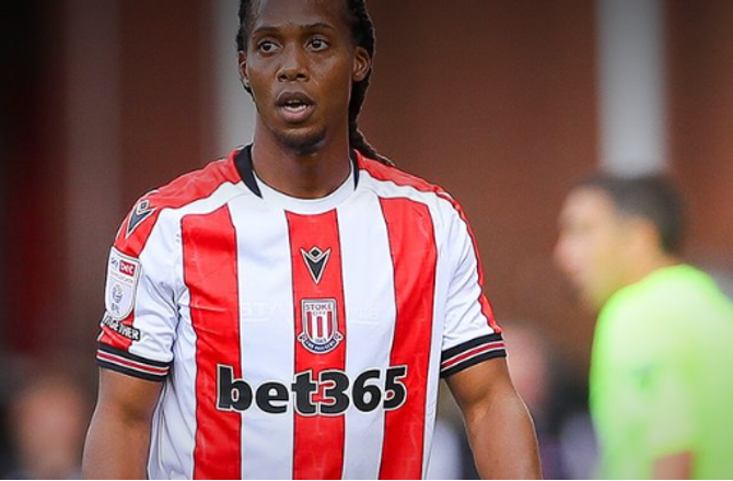 Championship -Stoke tager afsked med erfaren midt 