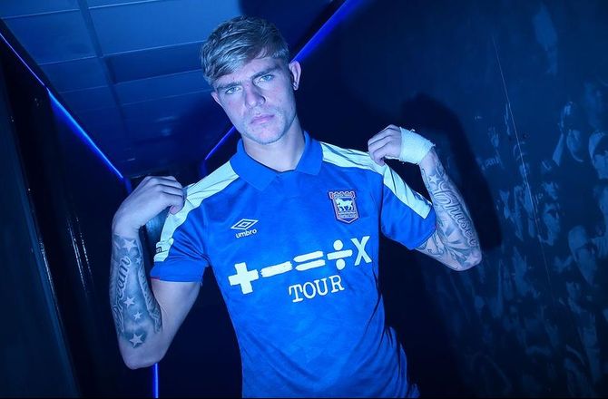 Championship -Ipswich lejer United-back