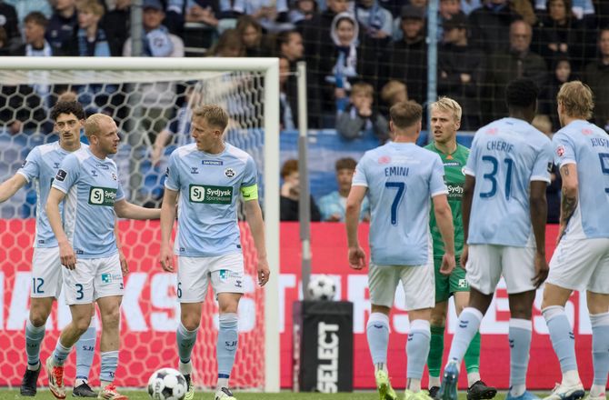 3F Superliga -Sønderjyske siger farvel til to spillere