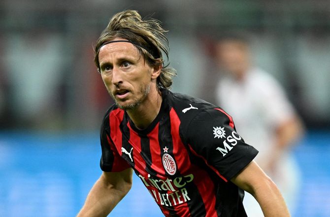 Coppa Italia -Modric debuterede i AC Milan-avancement