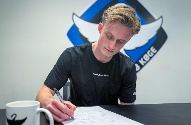 Betinia Liga -HB Køge forlænger med Mads Westergren