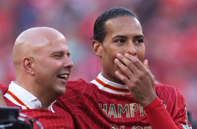 Premier League -Van Dijk takker Slot: Vi glemmer det aldrig