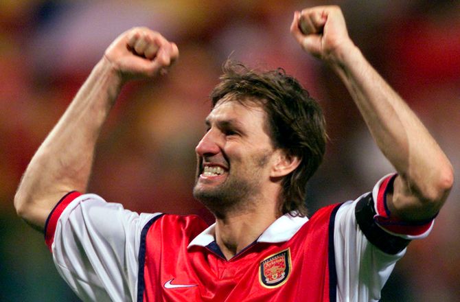Premier League -Legendariske Tony Adams er nyt medlem i PL's Hall of Fame
