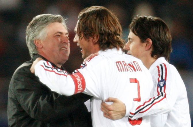 CL -Maldini fik opkald fra Ancelotti efter CL-lodtrækning: Vi ses i Istanbul, okay?