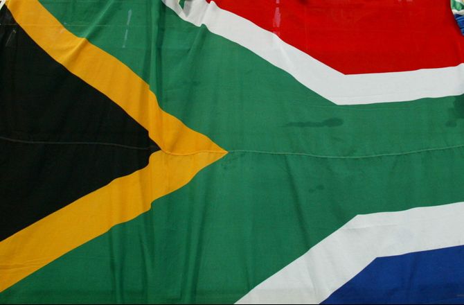 Kaizer Chiefs -Kaizer Chiefs-spiller dræbt under bil-kapring