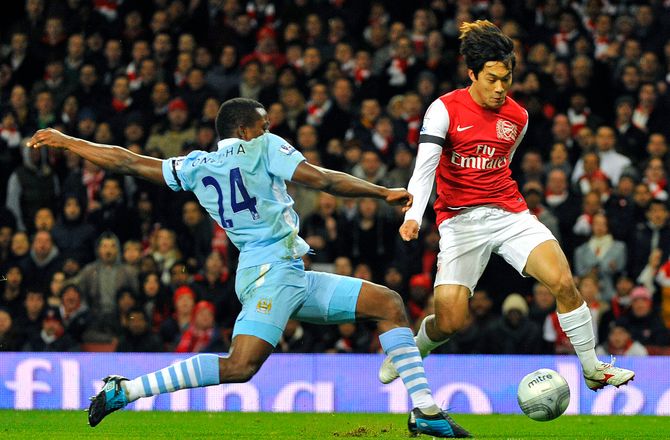 Premier League -Tidligere Arsenal-sydkoreaner stopper karrieren 