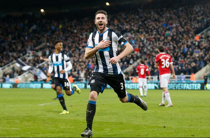 Premier League -34-årige Paul Dummett indstiller karrieren 