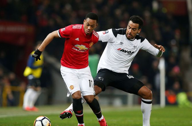Premier League -Tom Huddlestone lægger støvlerne på hylden