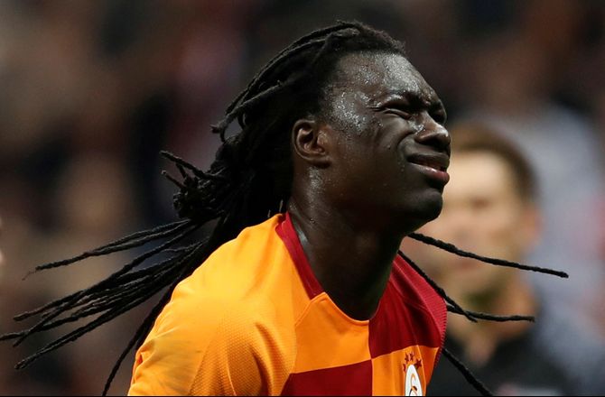 J. League -Gomis skifter til japansk fodbold