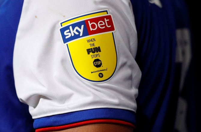 EFL Trophy -EFL-chef afviser ludomani: Fair at klubber har bettingsponsorer