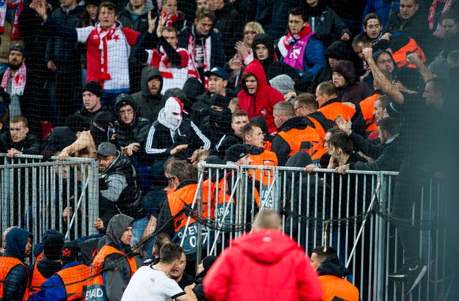1. Division -Slavia-boss undskylder: Den største skandale i min tid