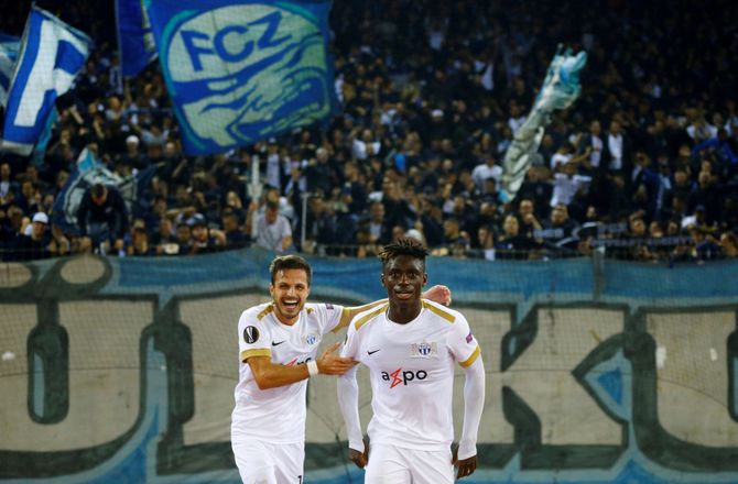 Super League -FC Zürich fyrer sportsdirektøren 
