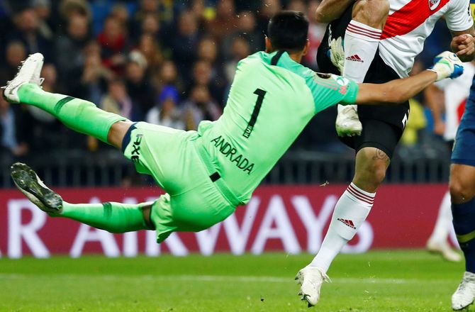 Segunda Division -13 karantænedage til Zaragoza-keeper efter vanvittig episode