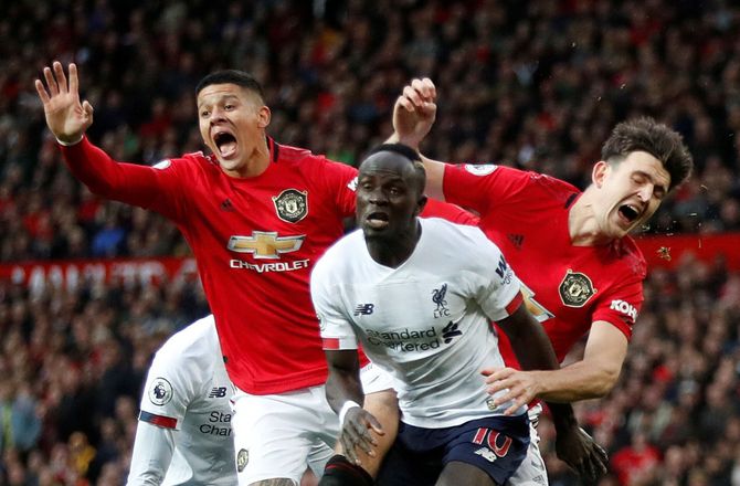 Premier League -Rojo afslører Solskjær-besked: Maguire spiller på grund af prisen