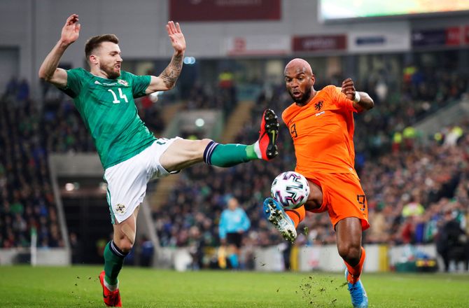 1. Lig -Ryan Babel skal på klubjagt - bryder med tyrkisk klub