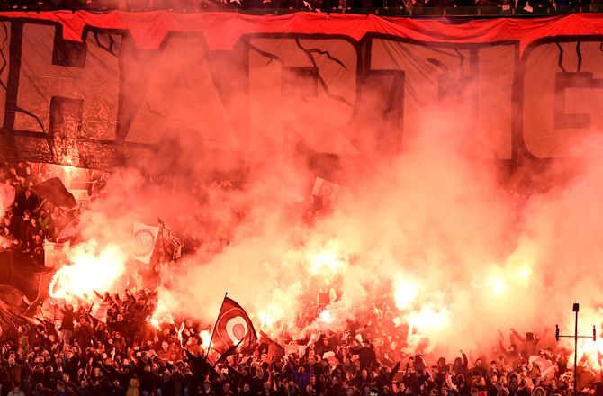 Europa League -Over 100 Ajax-fans anholdt inden ECL-opgør