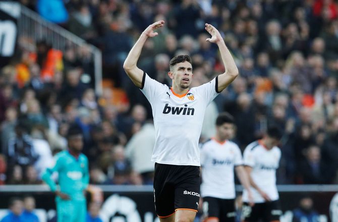 La Liga -Dommeren stjal fokus: Tre røde kort da Getafe besejrede Valencia