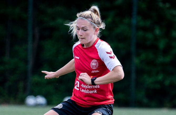 Danmark (k) -Amalie Thestrup er den farligste dansker i England: Vil tættere på landsholdet