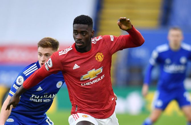 Premier League -Medier: Axel Tuanzebe sagsøger Manchester United