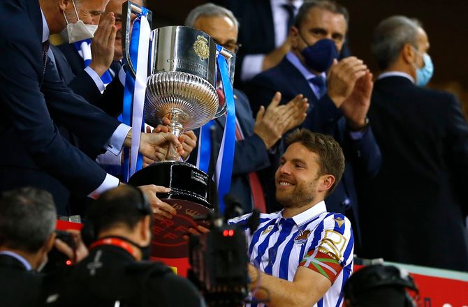 La Liga -En æra er forbi i Real Sociedad - anfører takker af
