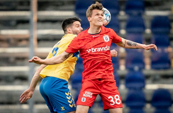 Betinia Liga -Ammitzbøll mødte Esbjerg-chef i Parken: Har hjulpet meget