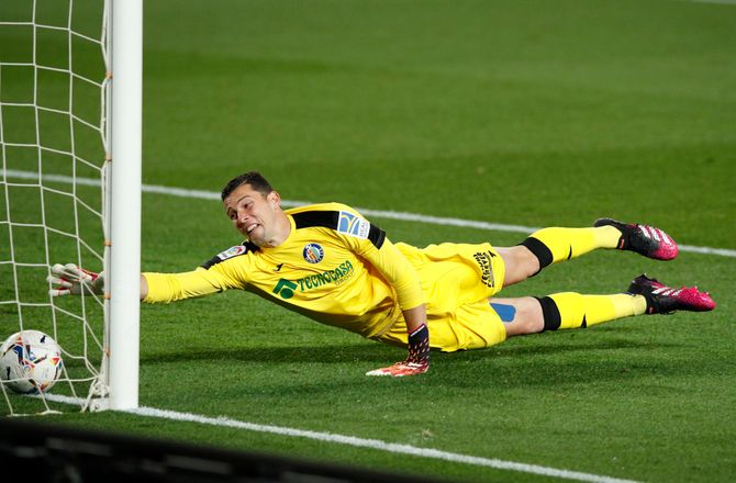 La Liga -Getafe melder ud: Soria indlagt efter slem hovedskade