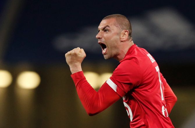 Tyrkiet -Burak Yilmaz stopper karrieren