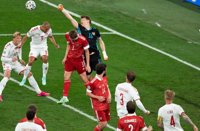 Ligue 1 -På vej til PSG: Russisk keepers skifte meldes blokeret