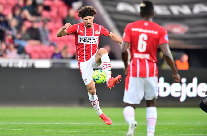 PSV Eindhoven -PSV siger endeligt farvel til transferfri stopper