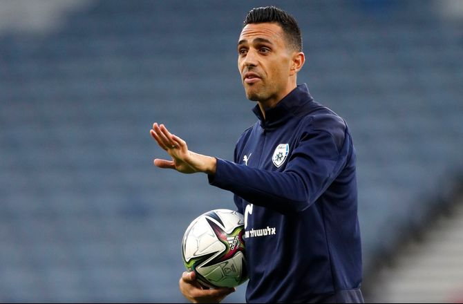 1. Division -Eran Zahavi stopper karrieren