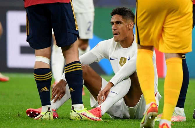 Serie A -Bekræftet: Varane stopper som 31-årig