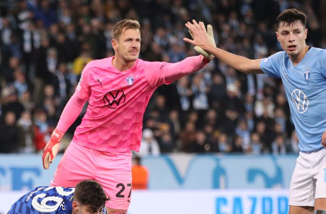 Allsvenskan -38-årige Dahlin ramt af korsbåndsskade