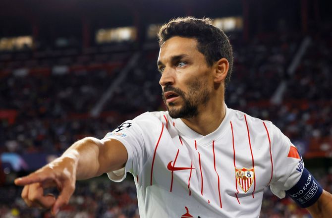 La Liga -Rørt Jesus Navas hyldet af Real Madrid