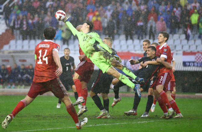 Ligue 1 -PSG meldes tæt på russisk keeper 