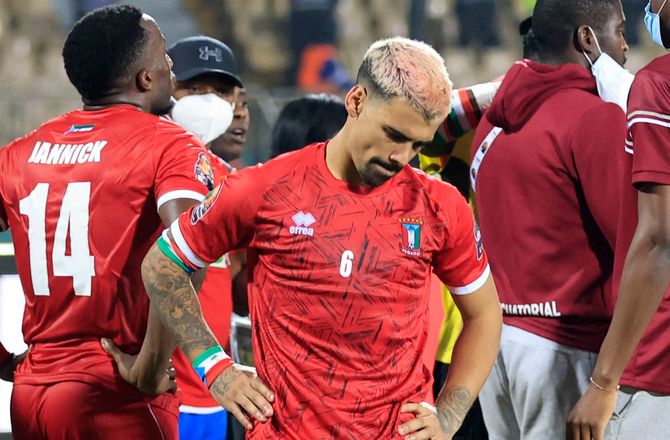 VM kval. CAF -Kaos i Ækvatorialguinea: Træneren fyret og stjerne sendt hjem 