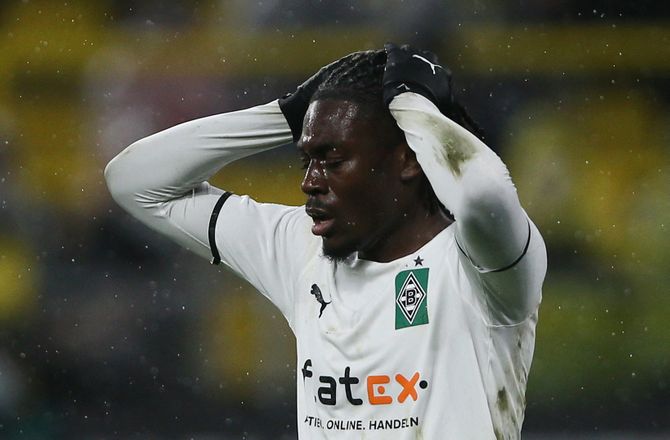 Bundesliga -Gladbach-profil får to dage i skyggen for stempling