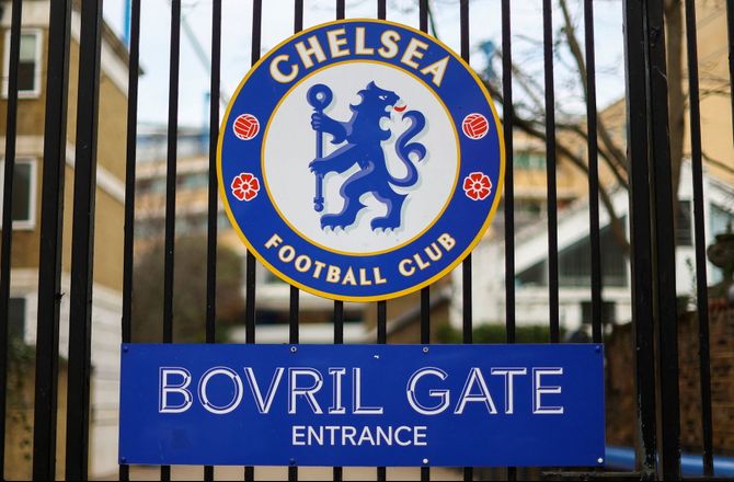 Premier League -Emmanuel Eboués søn meldes på plads i Chelsea