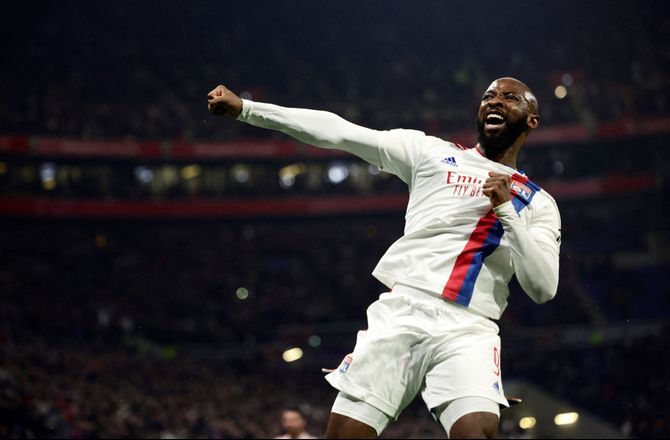 Ligue 1 -Dembélé skyder med skarpt: Lyon-ledelsen er inkompetent og arrogant