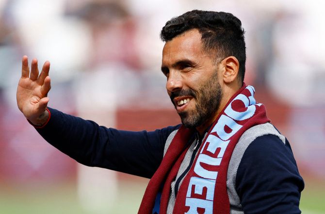 Primera División -Tevez vil have Messi og Ronaldo på samme hold i afskedskamp