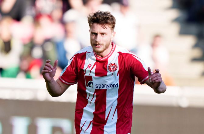 NordicBet Liga -AaB-boss bekræfter: Flere klubber vil have Høgh