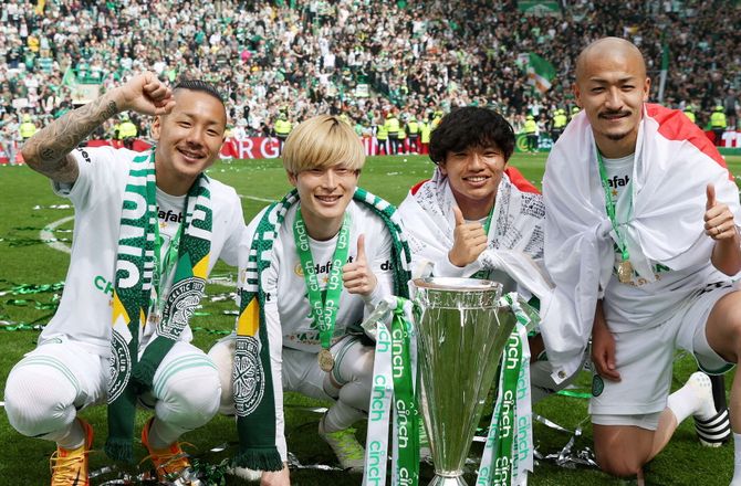 Premiership -Celtic sender O'Riley-rival til Japan