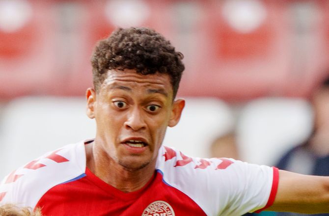 Norge Eliteserien -Sery scorede og så rødt i danskerbrag