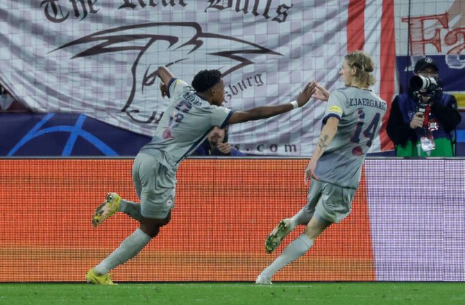 Bundesliga -Bidstrup assisterede i overlegen Salzburg-sejr