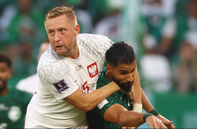 Ekstraklasa -Kamil Glik tager et år mere i Cracovia