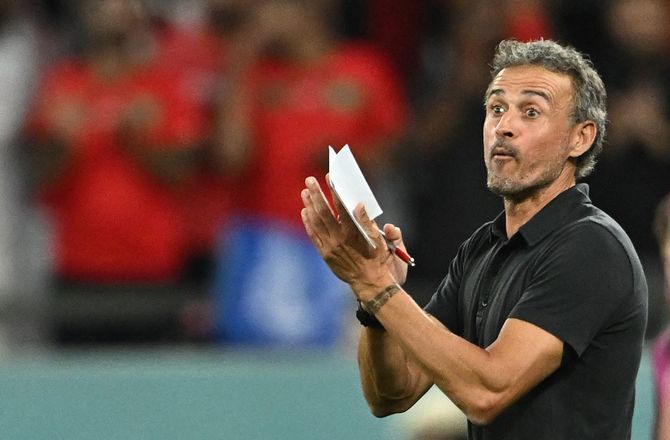Ligue 1 -Medier: Enrique bliver ny PSG-træner