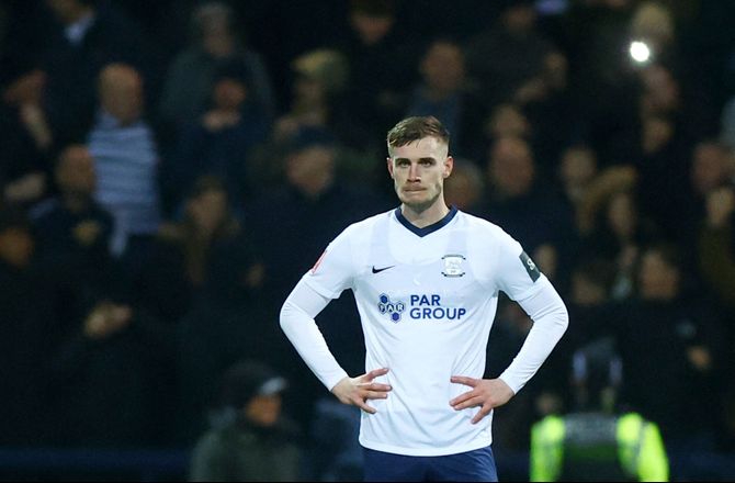 Championship -Absurd: Bristol-målscorer assisterer sig selv med hånden