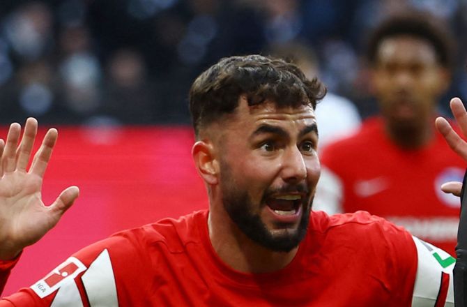 Bundesliga -Mainz-spiller ophæver kontrakten