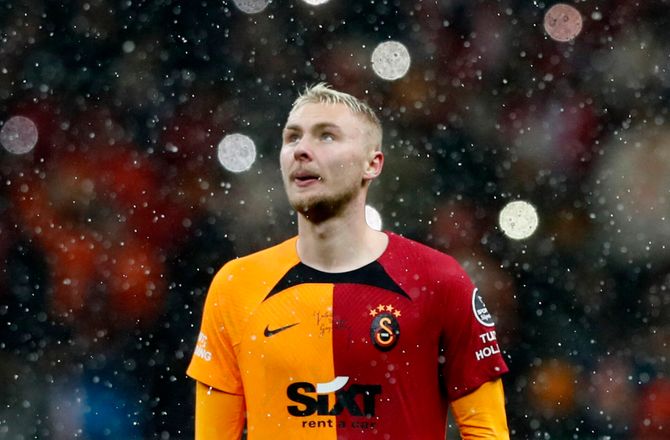 Galatasaray -Kæmpe pokerspil om Nelsson-fremtid